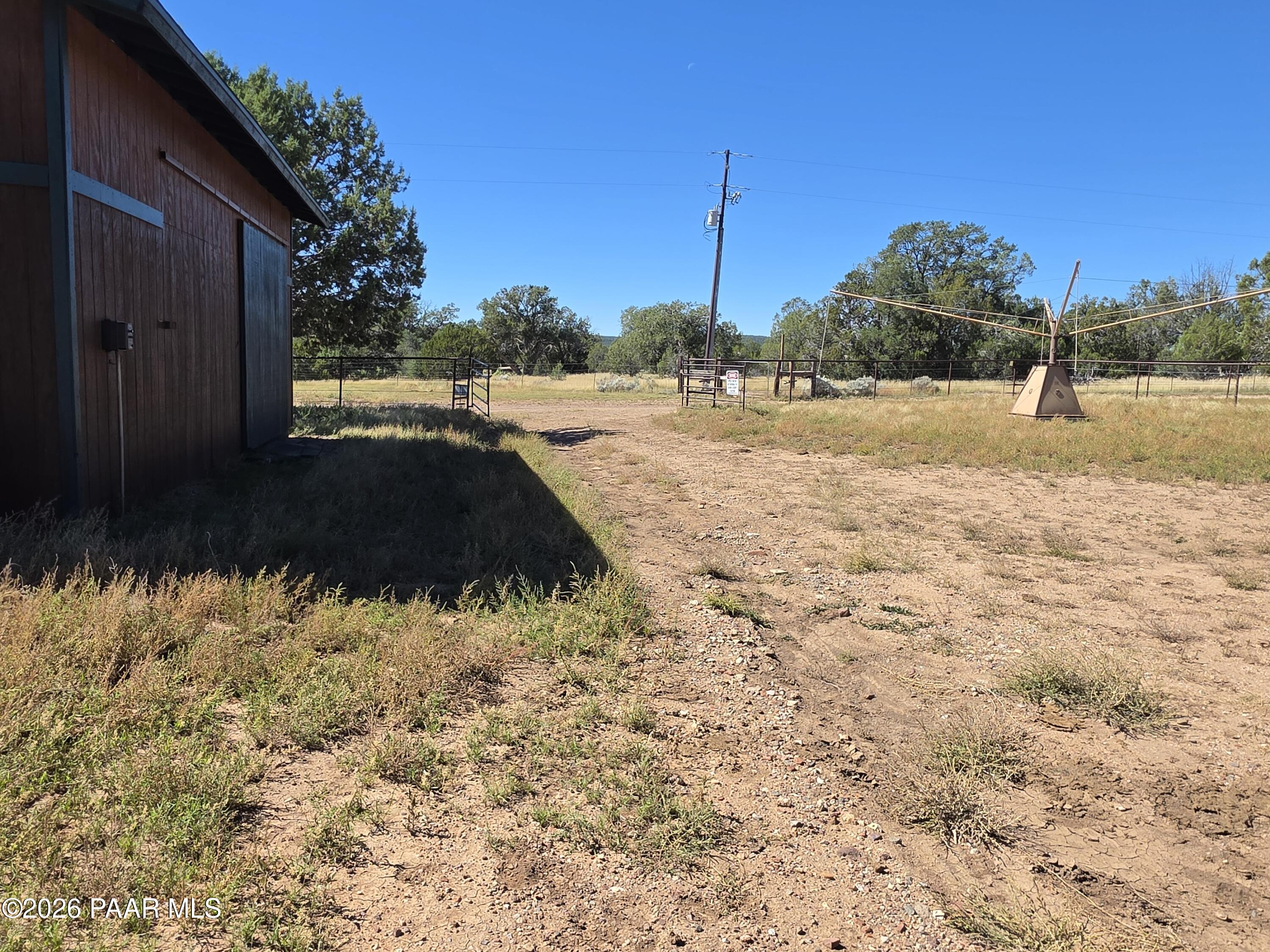 33425 Cowboy Clint Road Seligman, AZ 86337 - Photo 94 of 150 20261004_131528