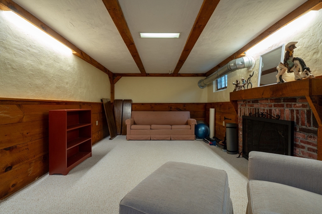 105 Whitney Road Medford, MA 02155 - Photo 24 of 41 Gallery Image 24