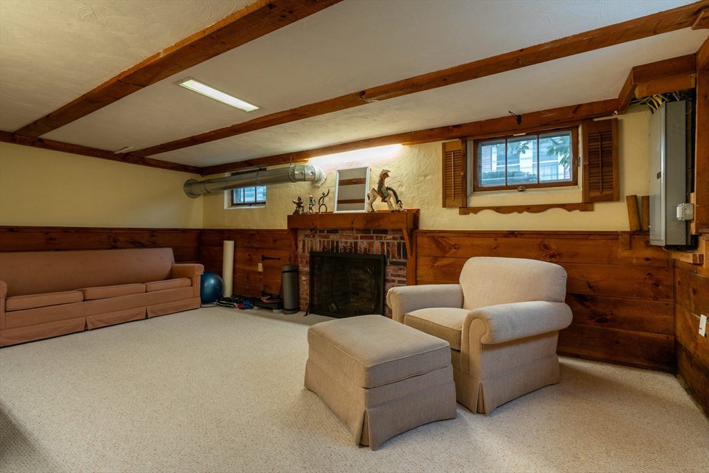 105 Whitney Road Medford, MA 02155 - Photo 25 of 41 Gallery Image 25