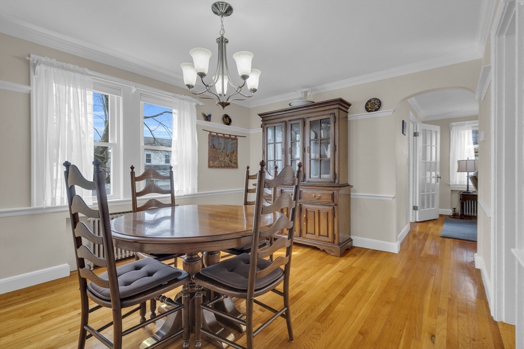 105 Whitney Road Medford, MA 02155 - Photo 6 of 41 Gallery Image 6
