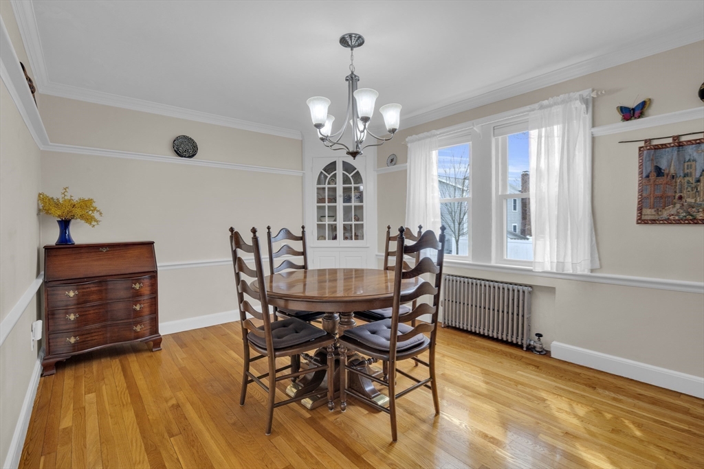 105 Whitney Road Medford, MA 02155 - Photo 7 of 41 Gallery Image 7