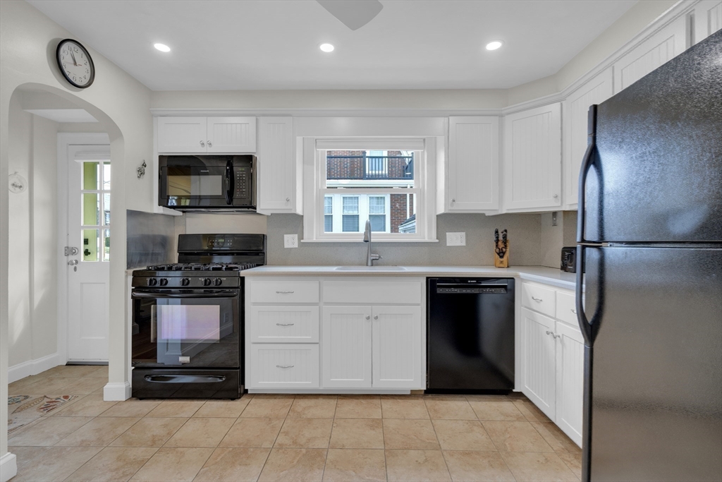 105 Whitney Road Medford, MA 02155 - Photo 8 of 41 Gallery Image 8