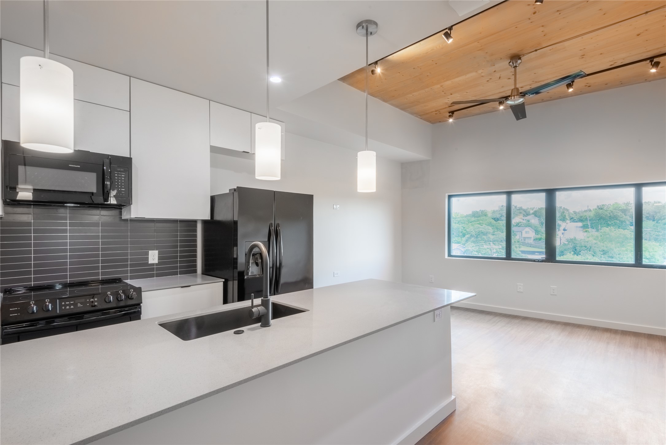 3515 Webberville Road, Unit CANOPY Austin, TX 78702 - Photo 2 of 20