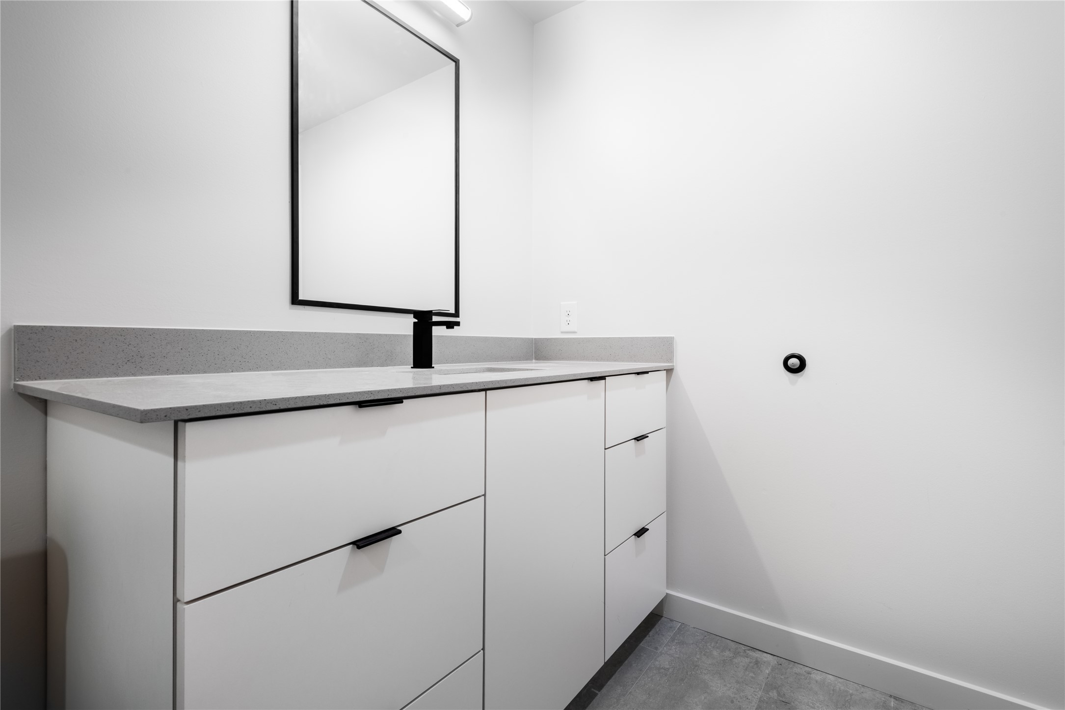 3515 Webberville Road, Unit CANOPY Austin, TX 78702 - Photo 9 of 20 Primary Bath