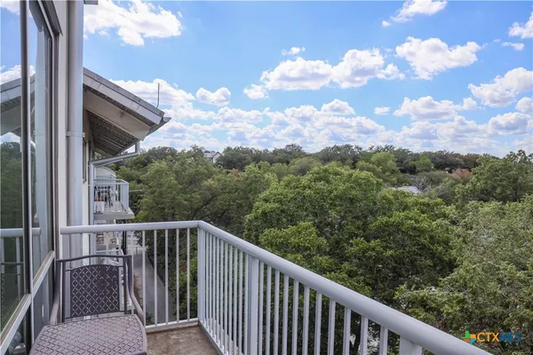 $449,500 | 1600 Barton Springs Road, Unit 5610, Austin, TX 78704