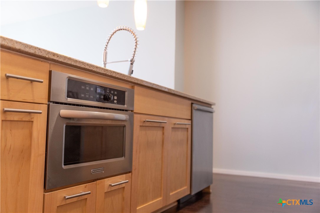 1600 Barton Springs Road, Unit 5610 Austin, TX 78704 - Photo 3 of 23