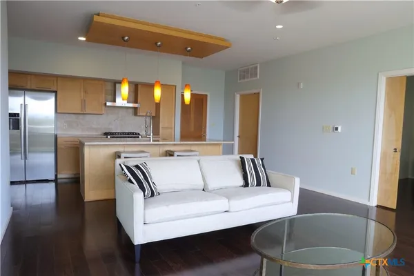 $449,500 | 1600 Barton Springs Road, Unit 5610, Austin, TX 78704