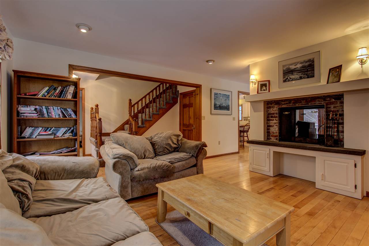127 Mill Road Hampton, NH 03842 - Photo 3 of 28