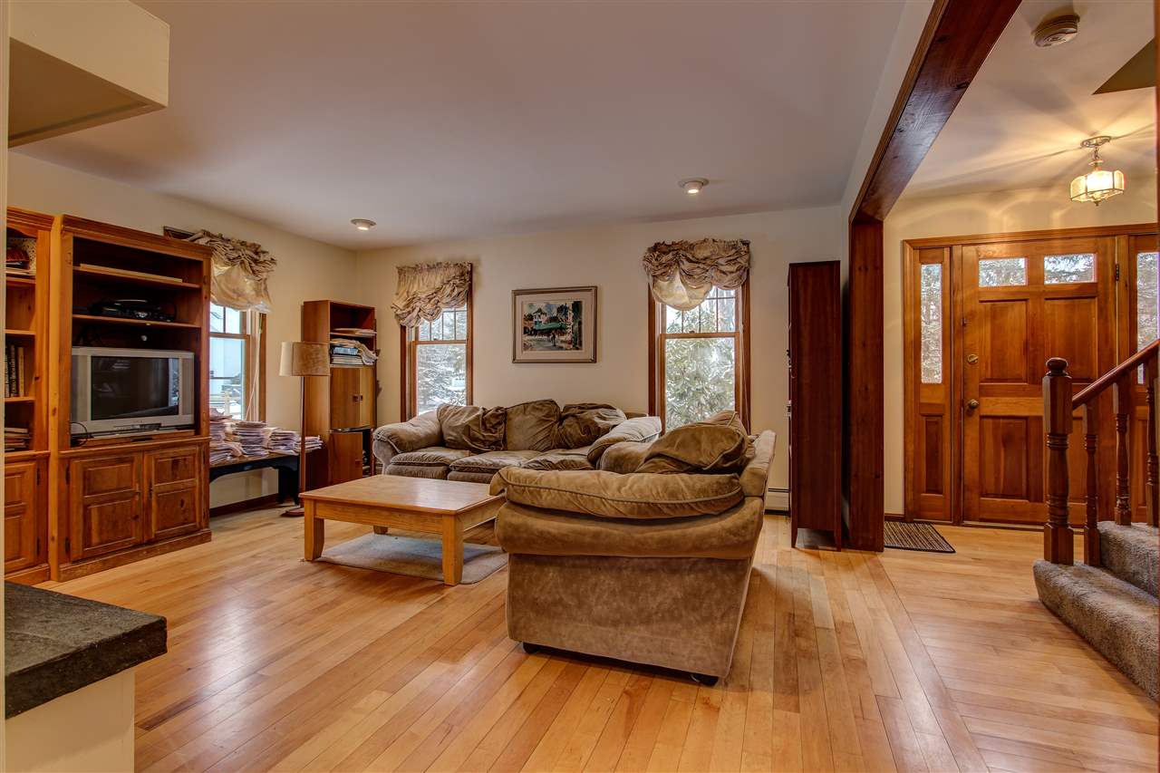 127 Mill Road Hampton, NH 03842 - Photo 5 of 28