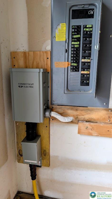 64 Robertson Road Jim Thorpe, PA 18229 - Photo 39 of 54 200 Amp panel wired for a potable generator