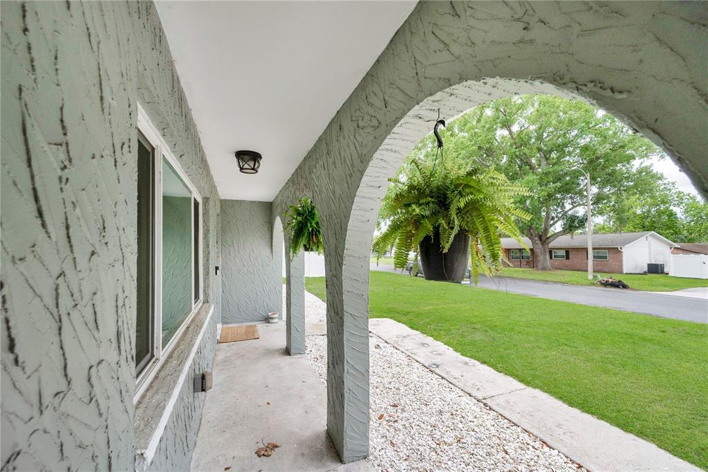 4556 South Remington Road Lakeland, FL 33813 - Photo 3 of 33