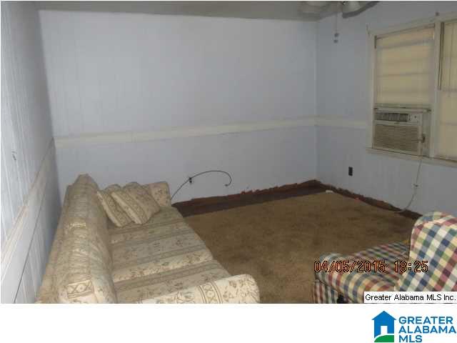 400 Highland Avenue Oneonta, AL 35121 - Photo 2 of 5
