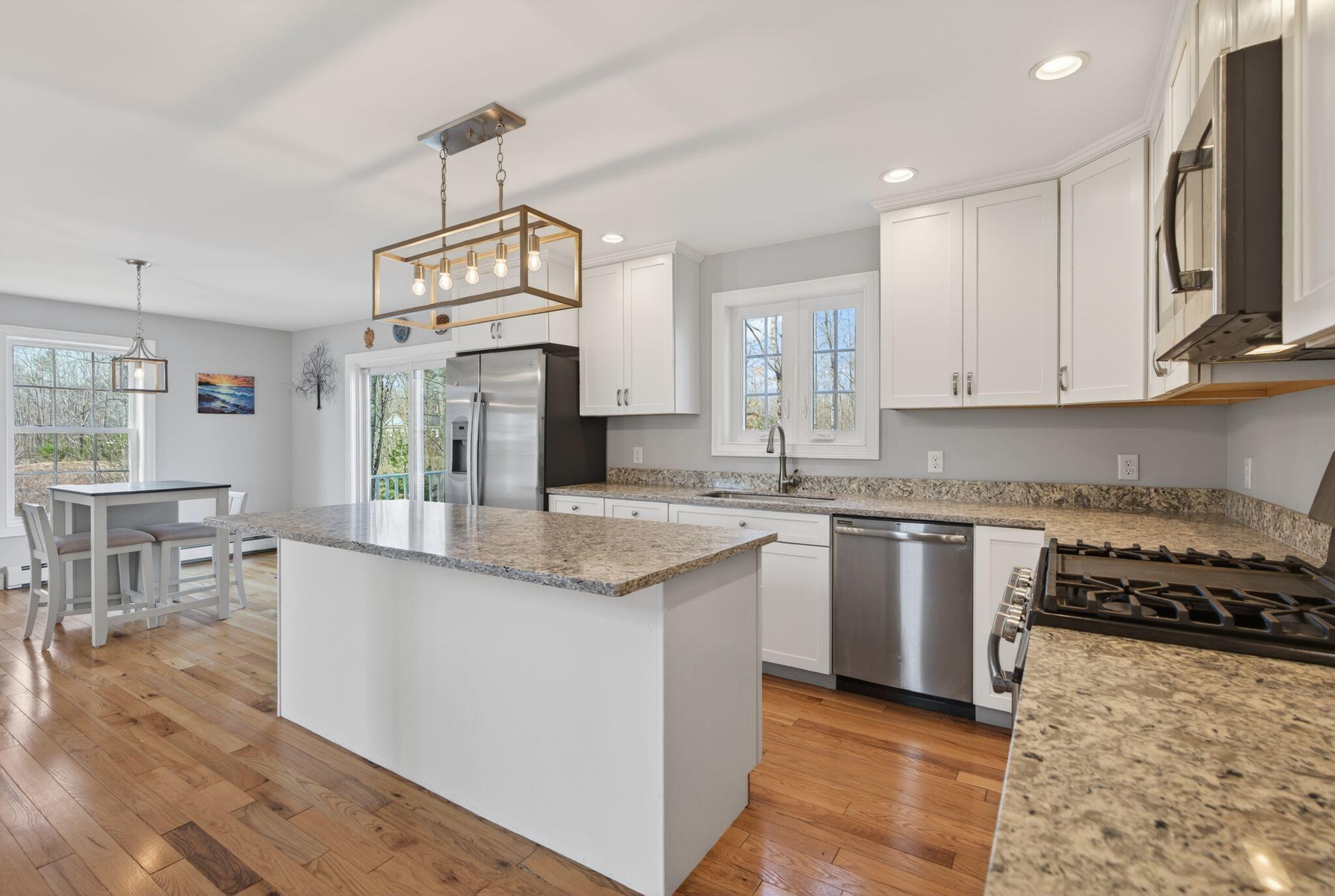 132 Ross Road Old Orchard Beach, ME 04064 - Photo 9 of 38 18_DSC01710