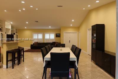 19740 Sedgefield Terrace Boca Raton, FL 33498 - Photo 9 of 18 Gallery Image 9