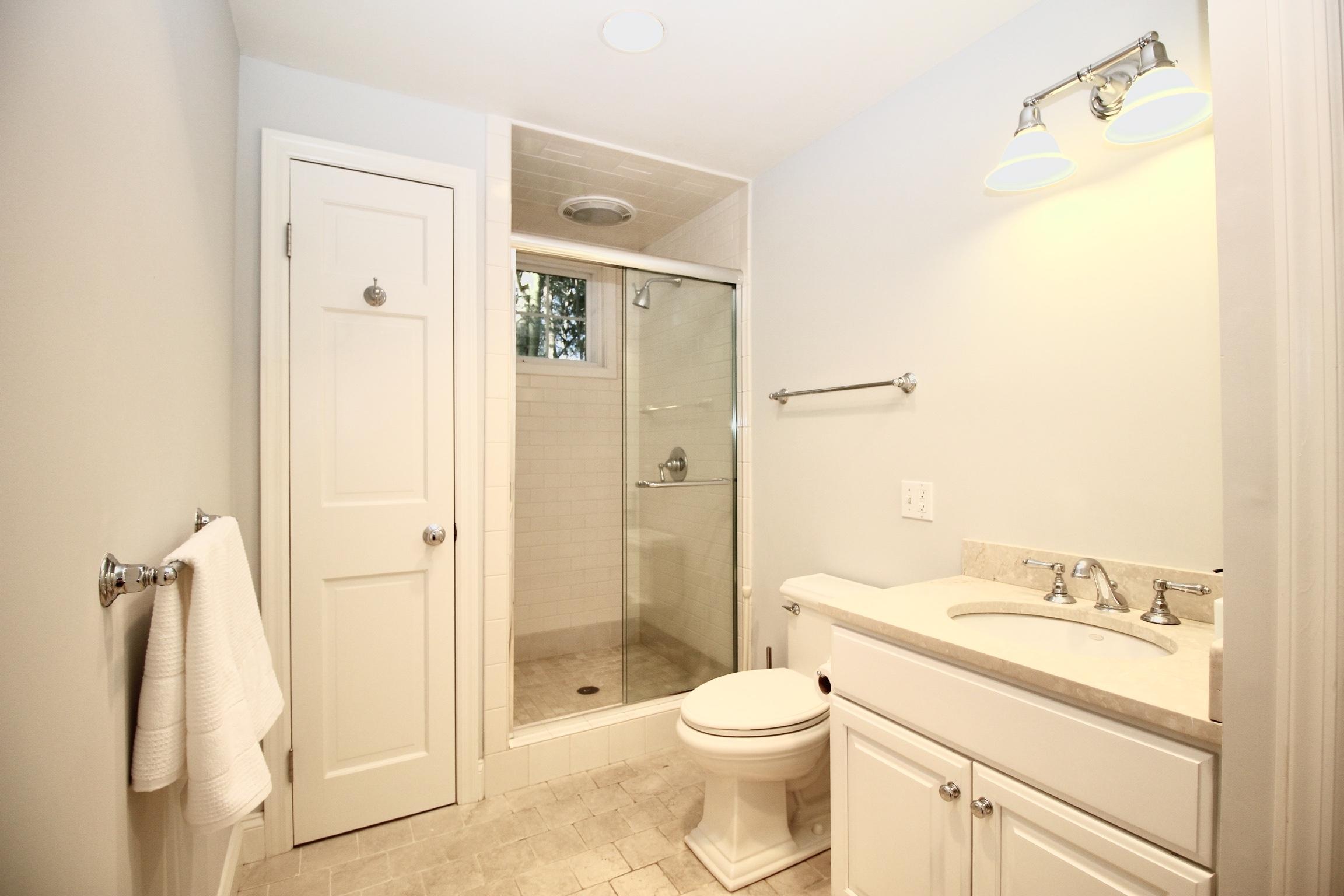 14 Old Stone Road Darien, CT 06820 - Photo 12 of 20 20191021_151630000_iOS
