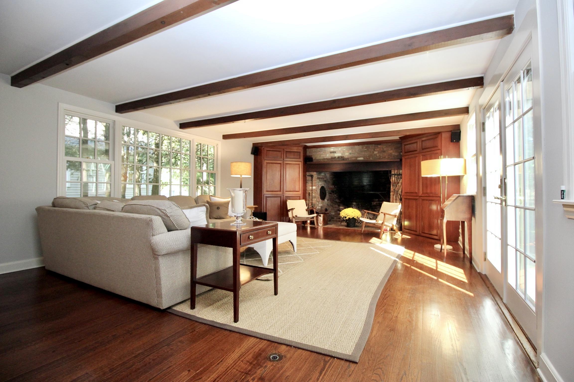 14 Old Stone Road Darien, CT 06820 - Photo 5 of 20 20191021_151927540_iOS
