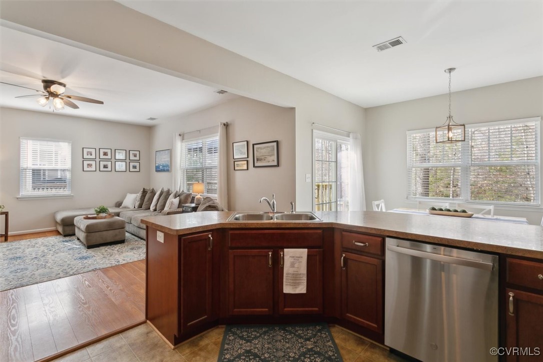9005 Cocos Path Toano, VA 23168 - Photo 16 of 42 Gallery Image 16