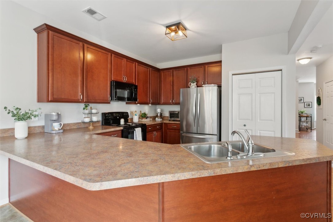 9005 Cocos Path Toano, VA 23168 - Photo 10 of 42 Gallery Image 10