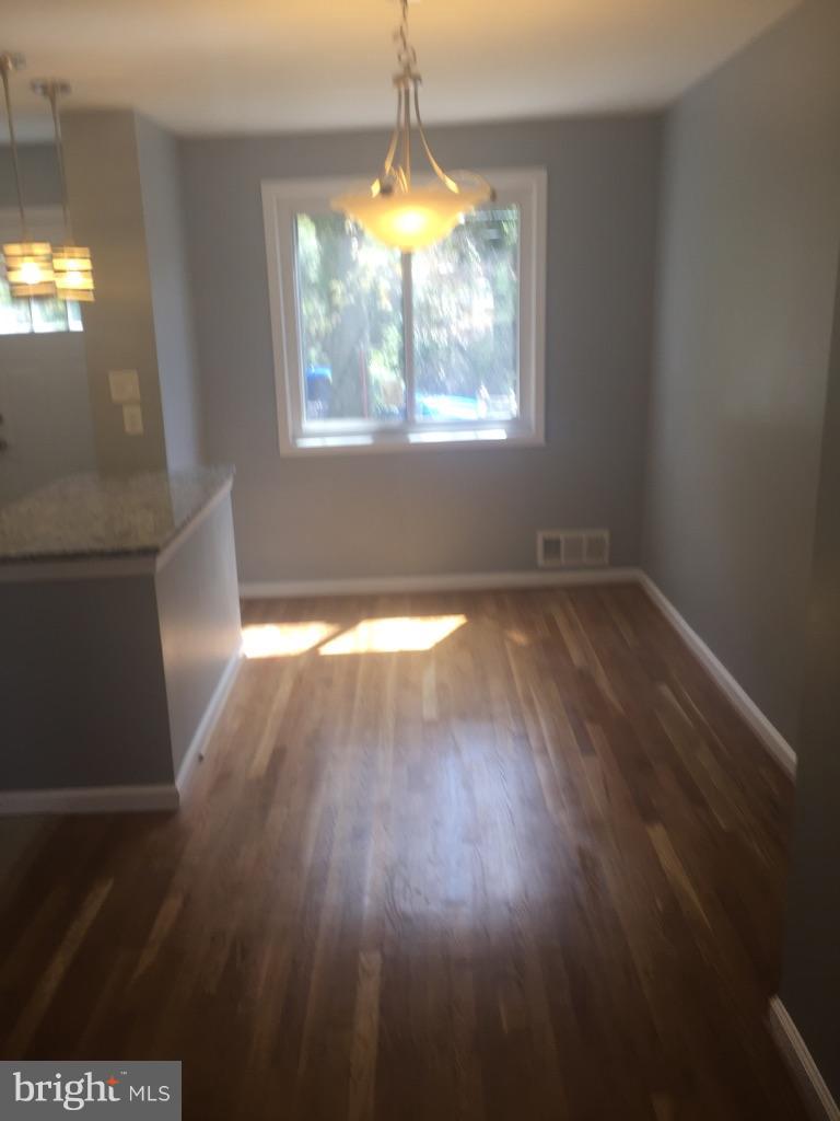 5419 Masefield Road Baltimore, MD 21229 - Photo 7 of 27 Dining Room