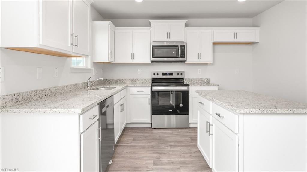 4628 Red Oak Drive Trinity, NC 27370 - Photo 17 of 36 *photos are of model home and are for representational purposes only.