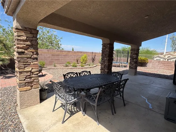 $549,000 | 1071 Snow Roof Avenue, Henderson, NV 89052