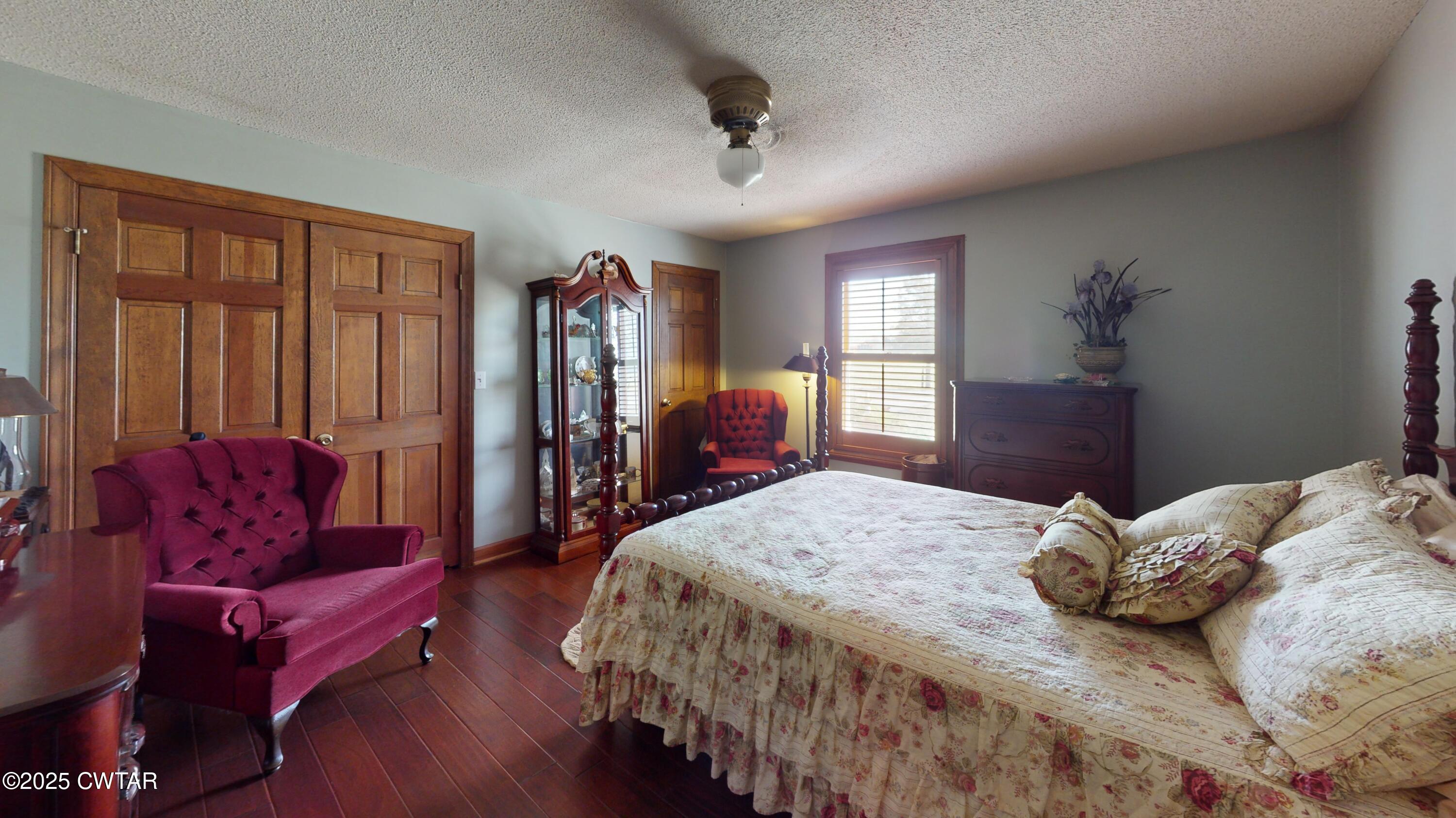 1268 Lightfoot Luckett Road Ripley, TN 38063 - Photo 29 of 40 a bedroom with a bed couch and a window