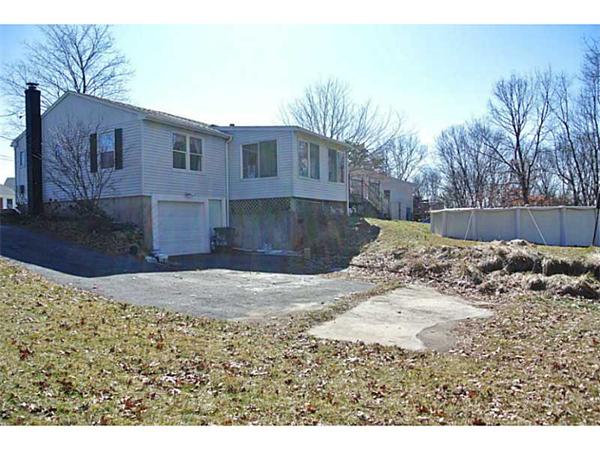 400 Grandview Avenue Woonsocket, RI 02895 - Photo 2 of 16