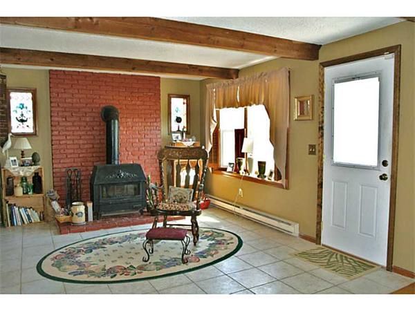 400 Grandview Avenue Woonsocket, RI 02895 - Photo 4 of 16