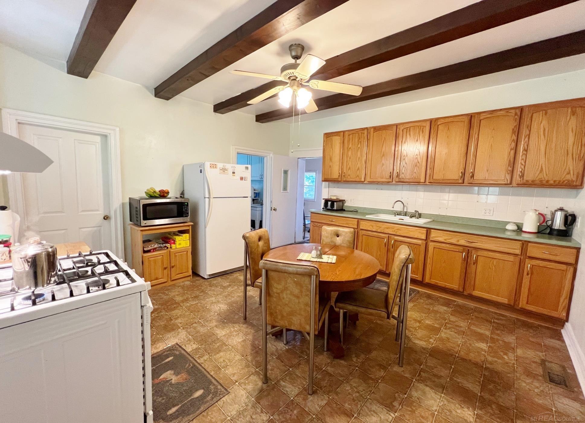 330 North Goetze Road Carsonville, MI 48419 - Photo 4 of 42 Gallery Image 4