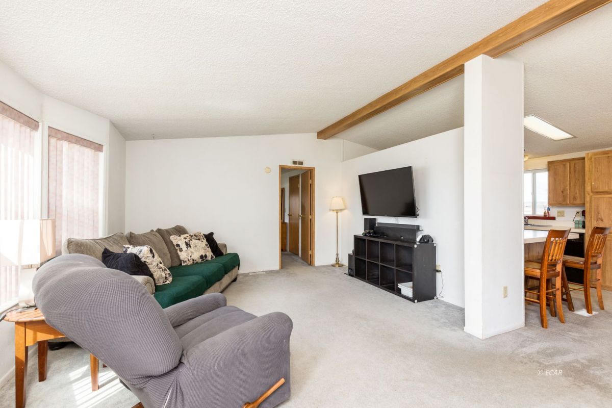 103 Springfield Parkway Spring Creek, NV 89815 - Photo 6 of 26 Gallery Image 6