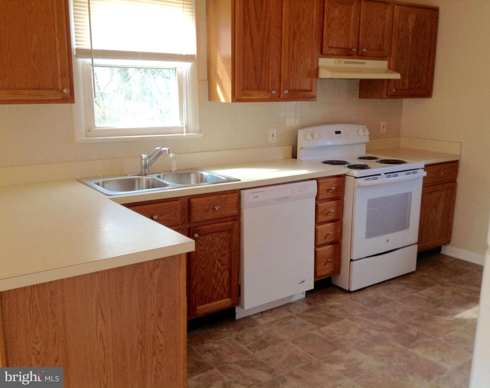 129 Scottown Road Queenstown, MD 21658 - Photo 8 of 15 Kitchen