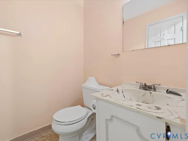 $290,000 | 12 Skipwith Green Circle, Henrico, VA 23294