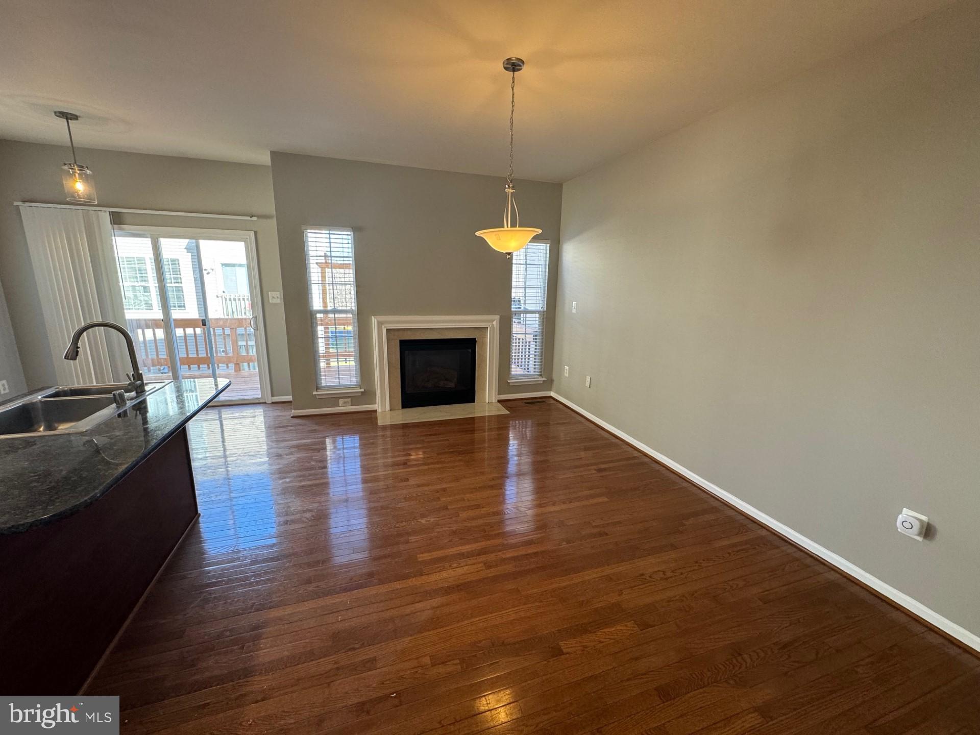 14190 Hunters Run Way Gainesville, VA 20155 - Photo 10 of 34