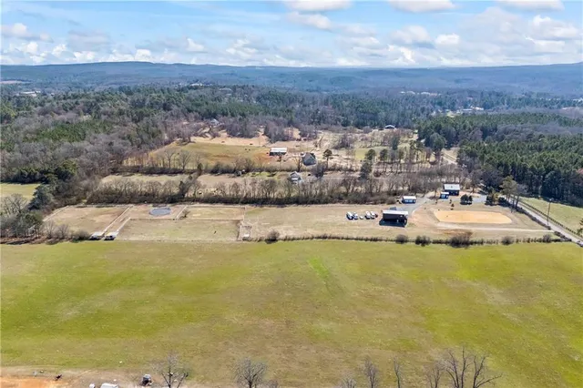 $745,000 | 356 West Oak Grove Road Northwest, Adairsville, GA 30103