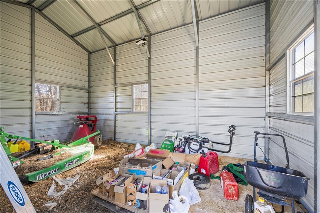 356 West Oak Grove Road Northwest Adairsville, GA 30103 - Photo 75 of 128 a outdoor space with furniture