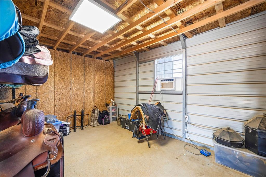 356 West Oak Grove Road Northwest Adairsville, GA 30103 - Photo 89 of 128 a view of a room with gym equipment