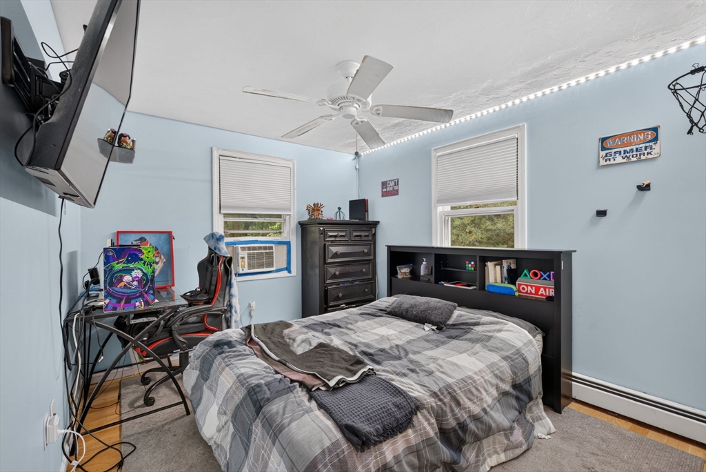 112 Bond Road Charlton, MA 01507 - Photo 22 of 40