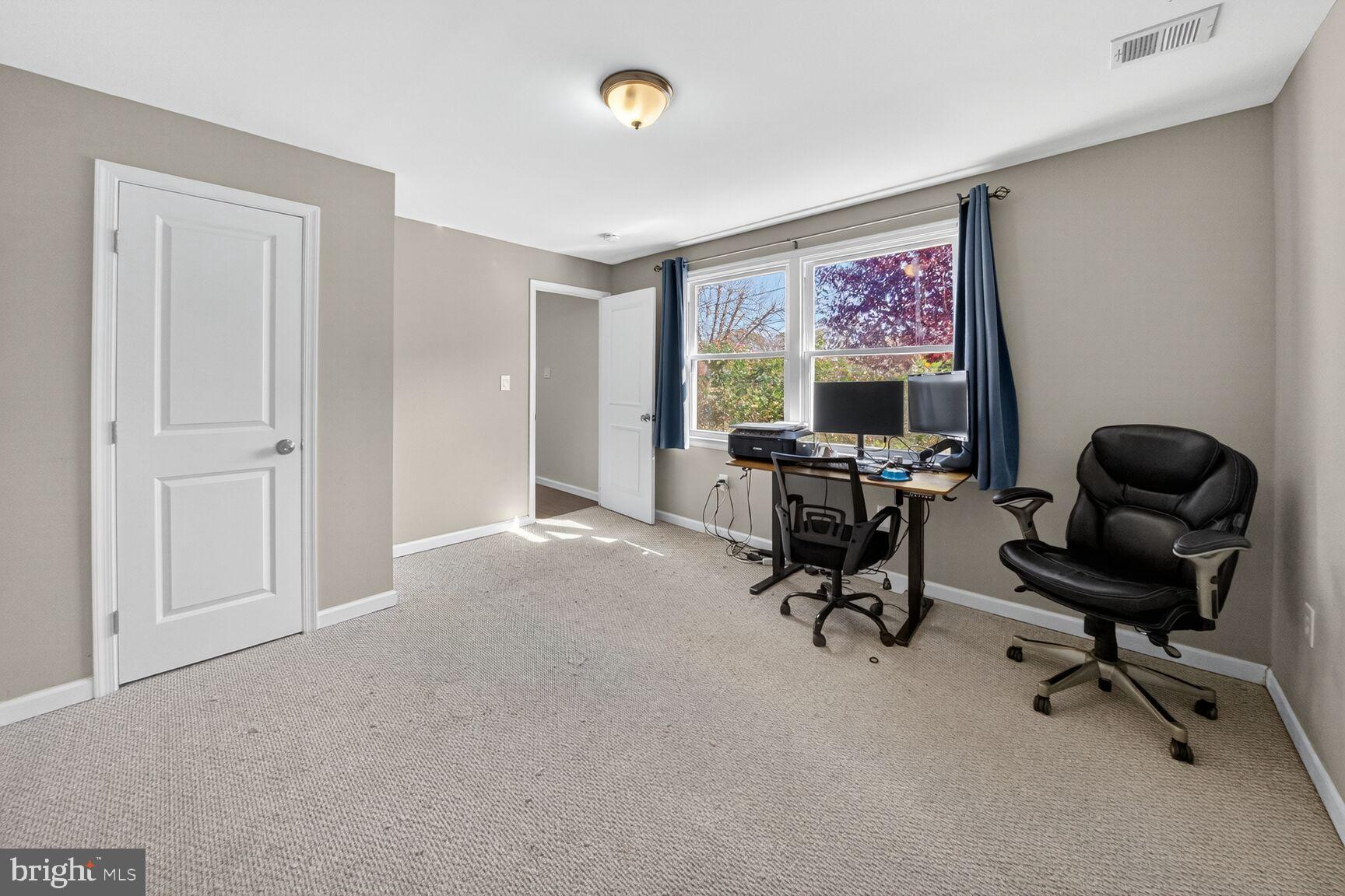 6802 Niles Drive Laurel, MD 20707 - Photo 22 of 31 Flexible Space on Entry Level