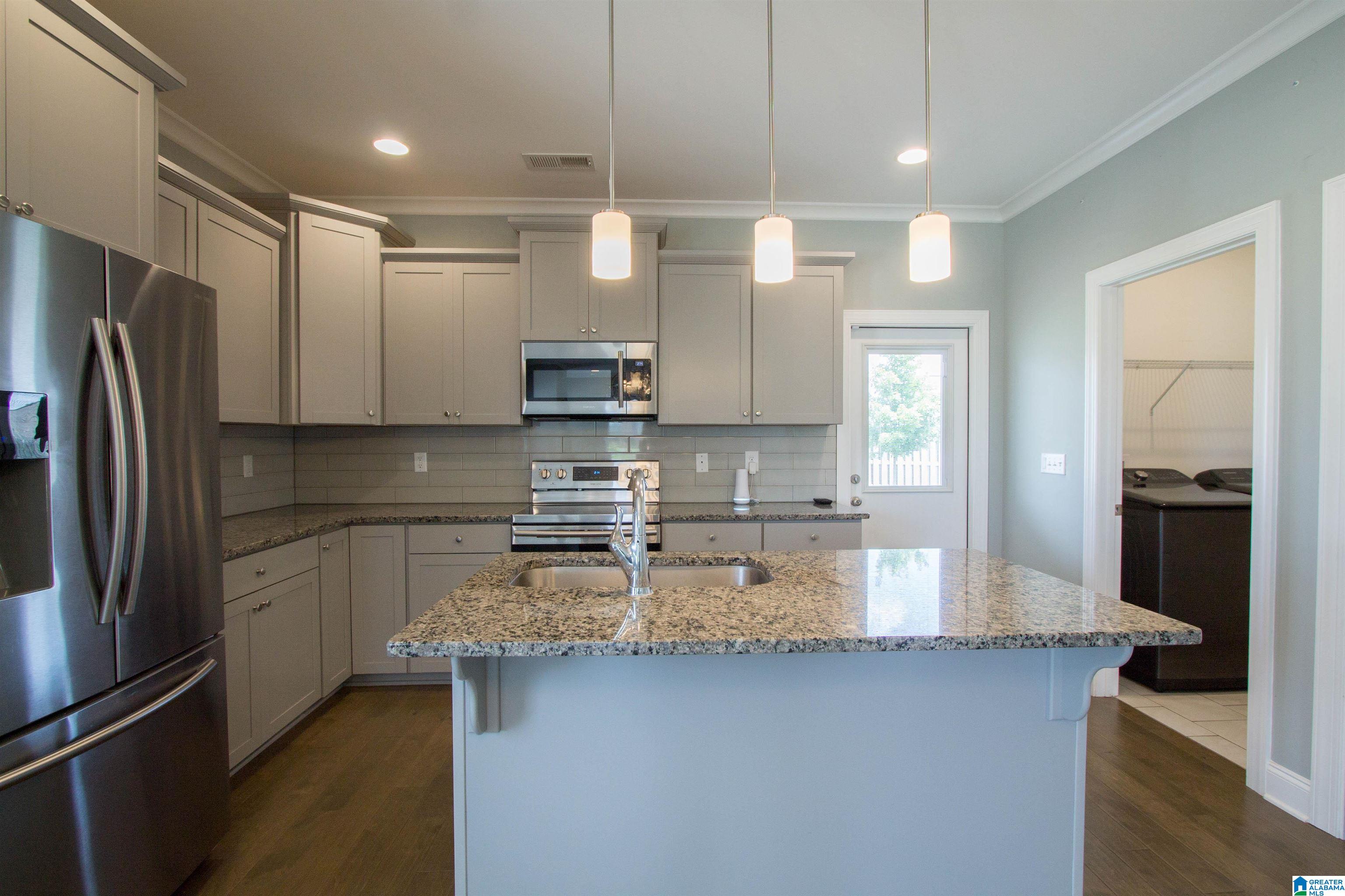 1018 Camellia Ridge Drive Pelham, AL 35124 - Photo 12 of 40
