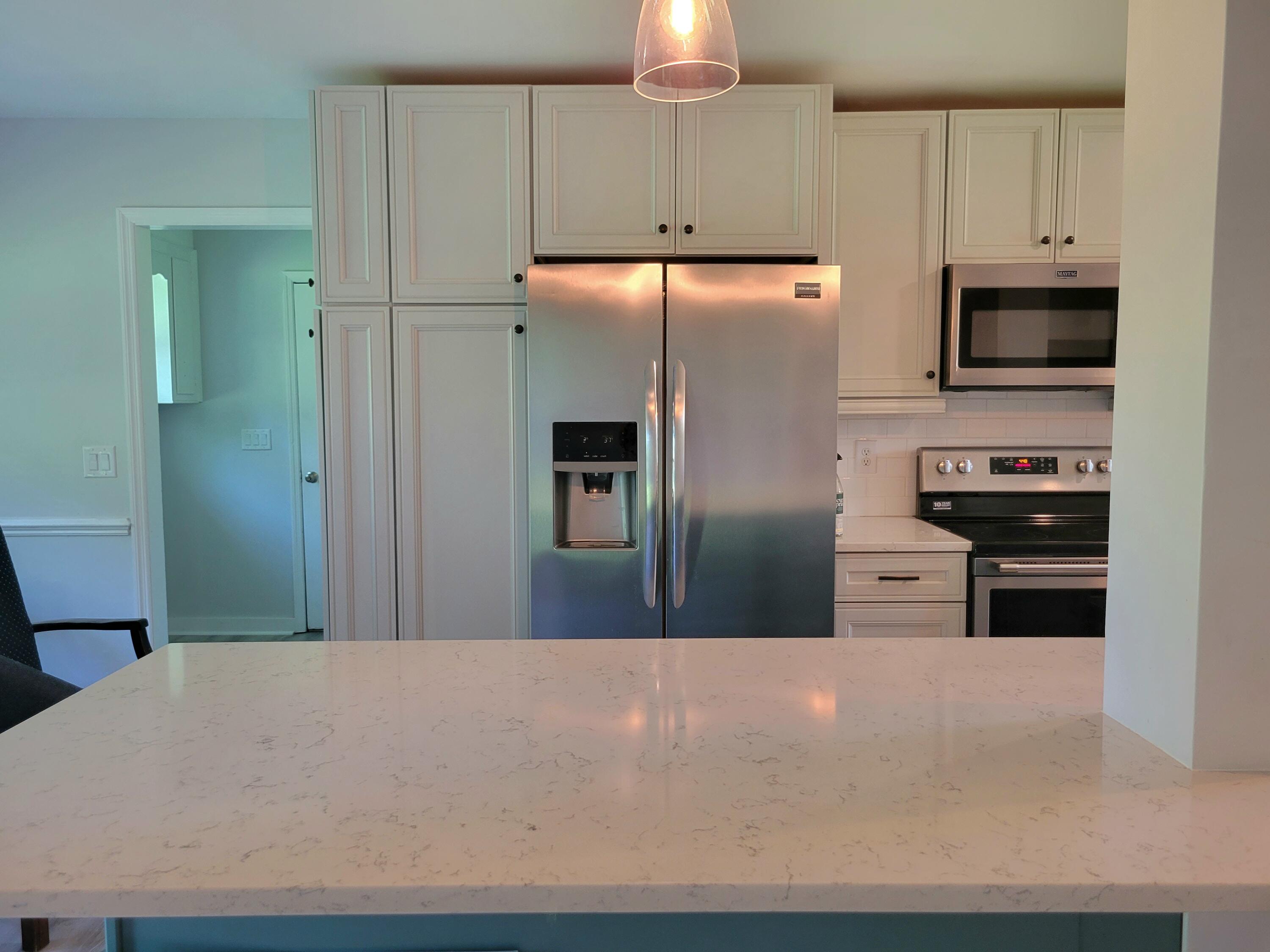 604 Kershaw Road Summerville, SC 29486 - Photo 9 of 36 20220616_164915