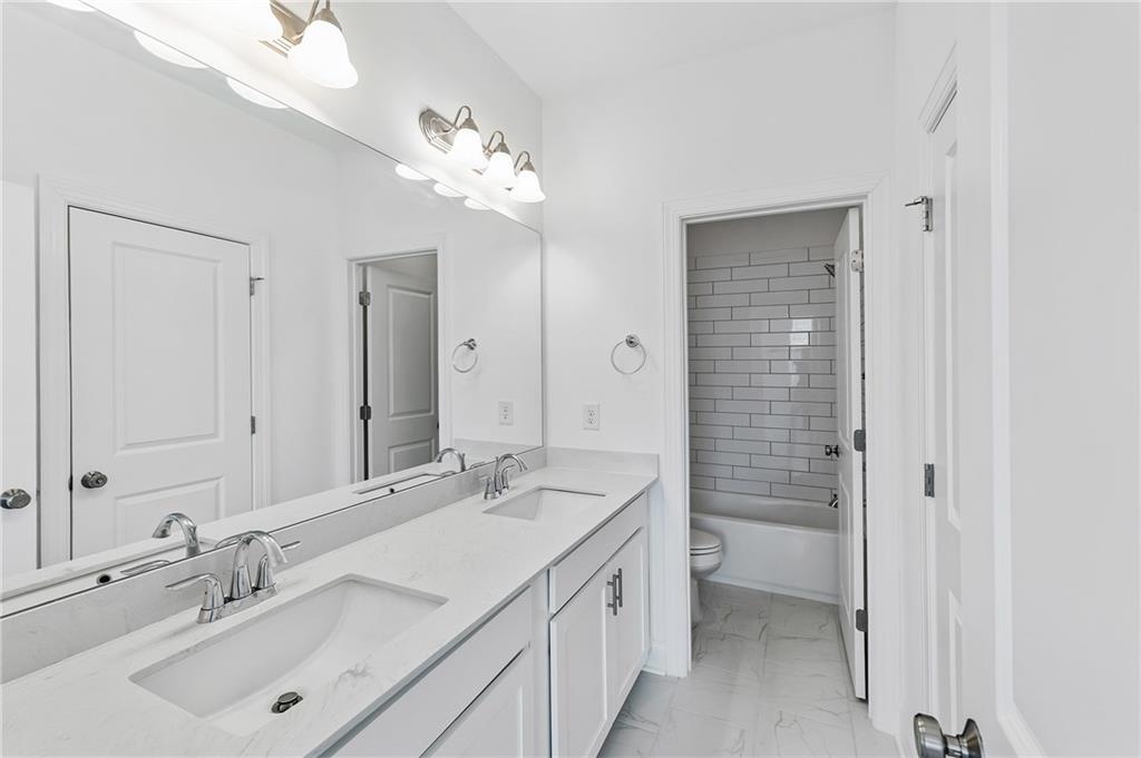 3367 Goodwin Park Suwanee, GA 30024 - Photo 32 of 51