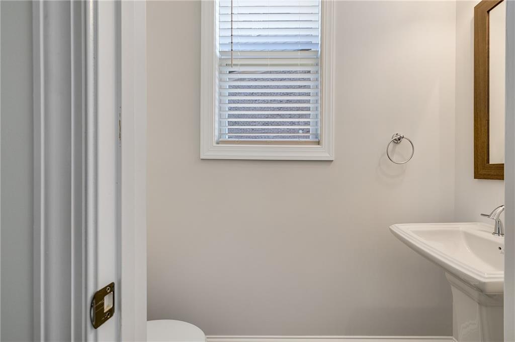 3367 Goodwin Park Suwanee, GA 30024 - Photo 34 of 51