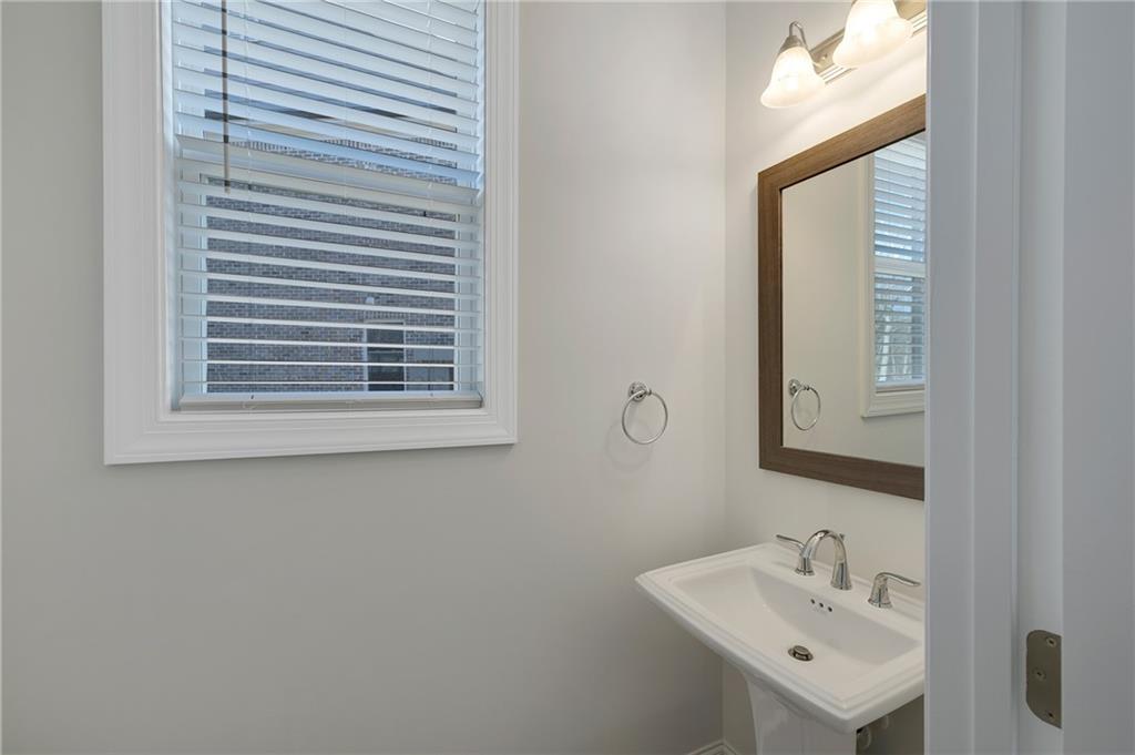 3367 Goodwin Park Suwanee, GA 30024 - Photo 35 of 51