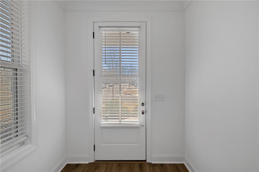 3367 Goodwin Park Suwanee, GA 30024 - Photo 5 of 51