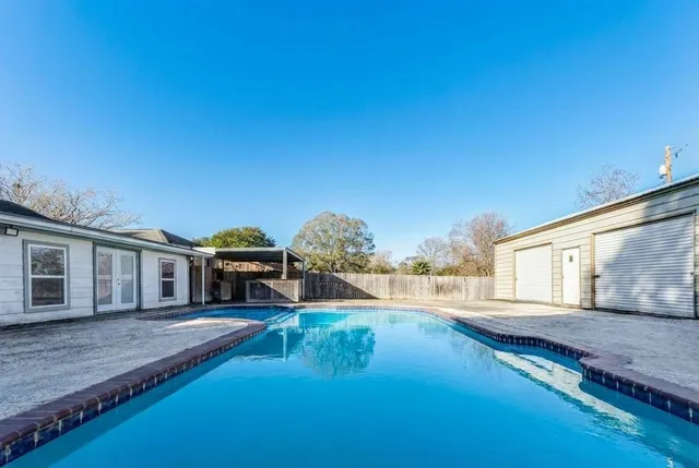 $200,000 | 309 Still Forest Drive, Liberty, TX 77575