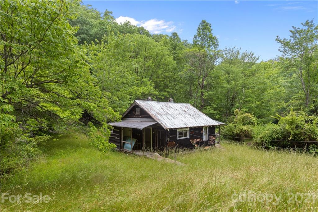 1810 Silvermine Road, Unit 8 Bryson City, NC 28713 - Photo 8 of 33 Gallery Image 8