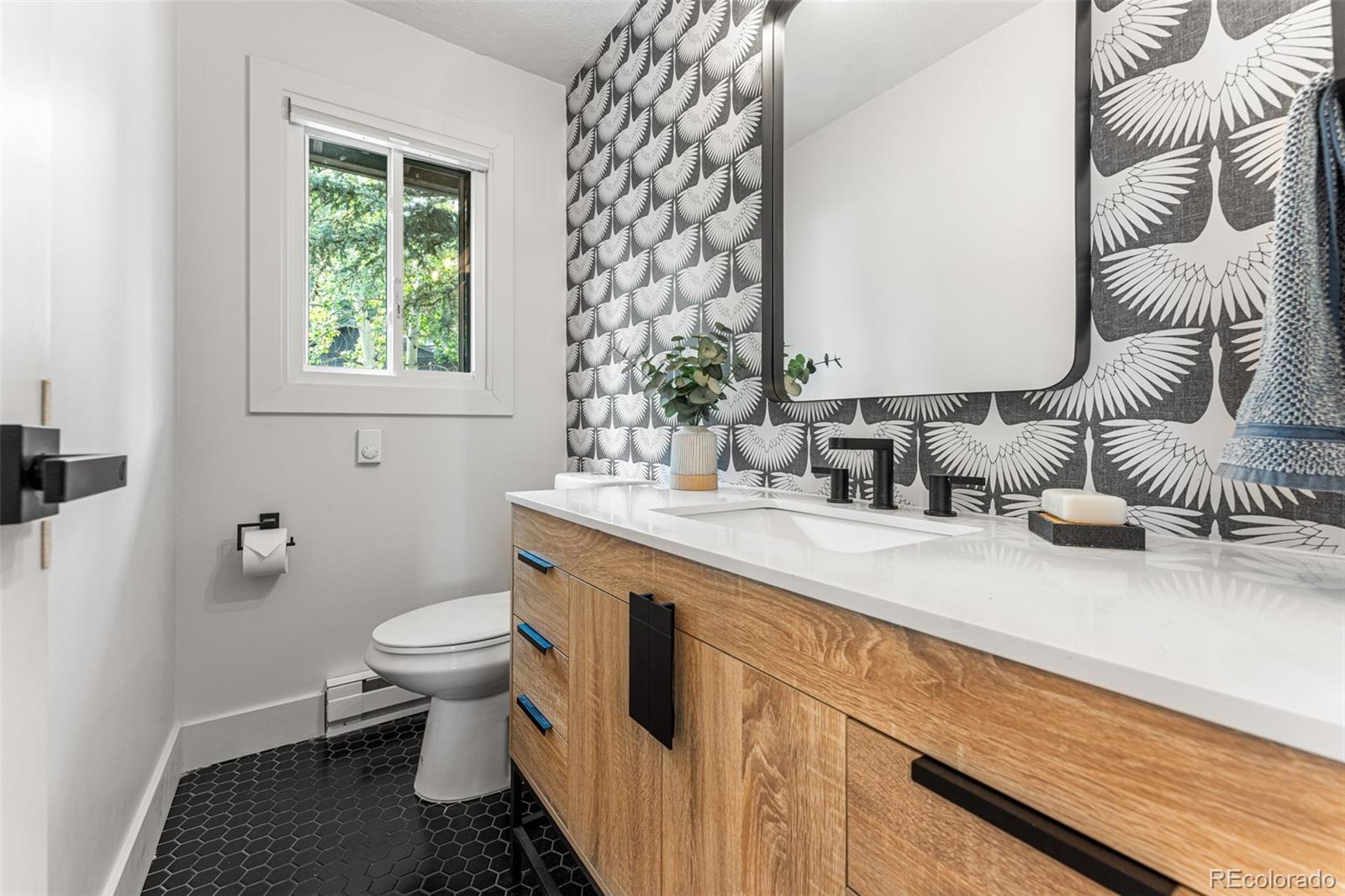 8440 South Arrowhead Drive Morrison, CO 80465 - Photo 15 of 32