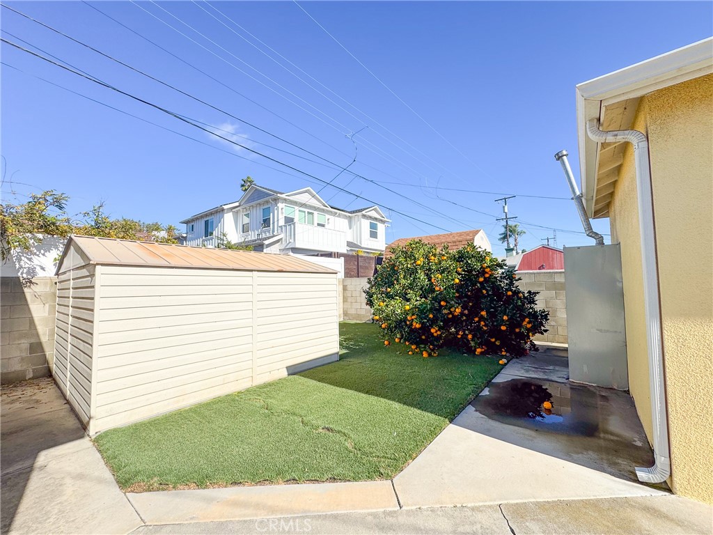 2305 Graham Avenue Redondo Beach, CA 90278 - Photo 25 of 31