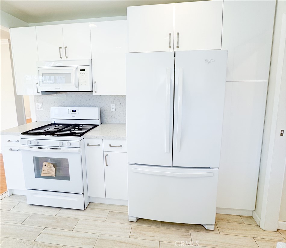 2305 Graham Avenue Redondo Beach, CA 90278 - Photo 10 of 31