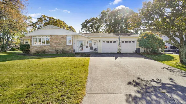$599,999 | 11 Norman Drive, Centereach, NY 11720